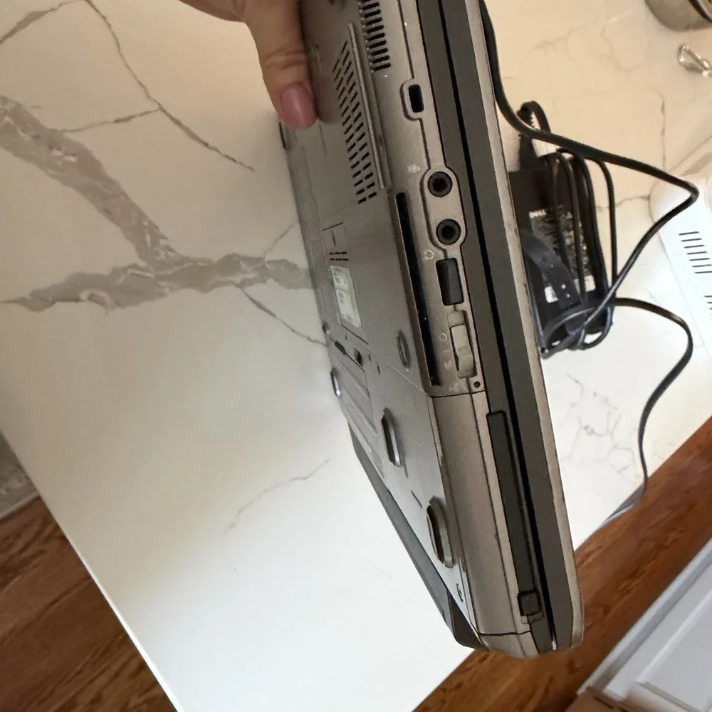 Dell D620 Latitude Laptop with Intel 945GM graphics card